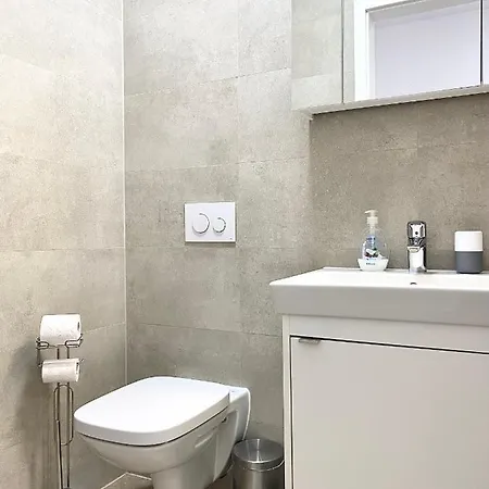 Astoria - Pet Friendly Daire
