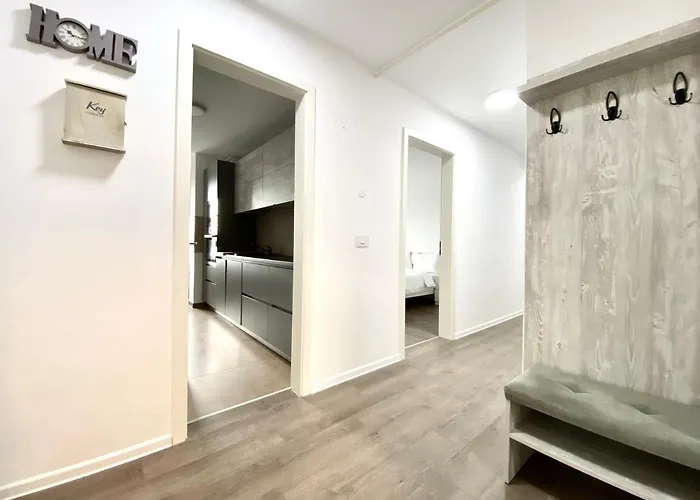 Astoria - Pet Friendly