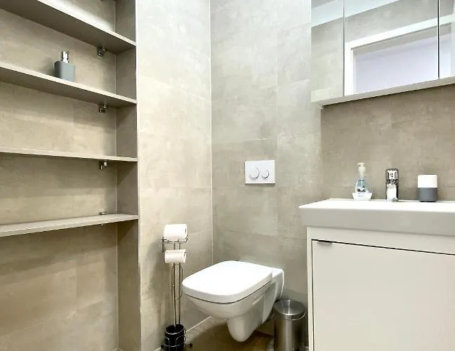 Apartment Astoria - Pet Friendly